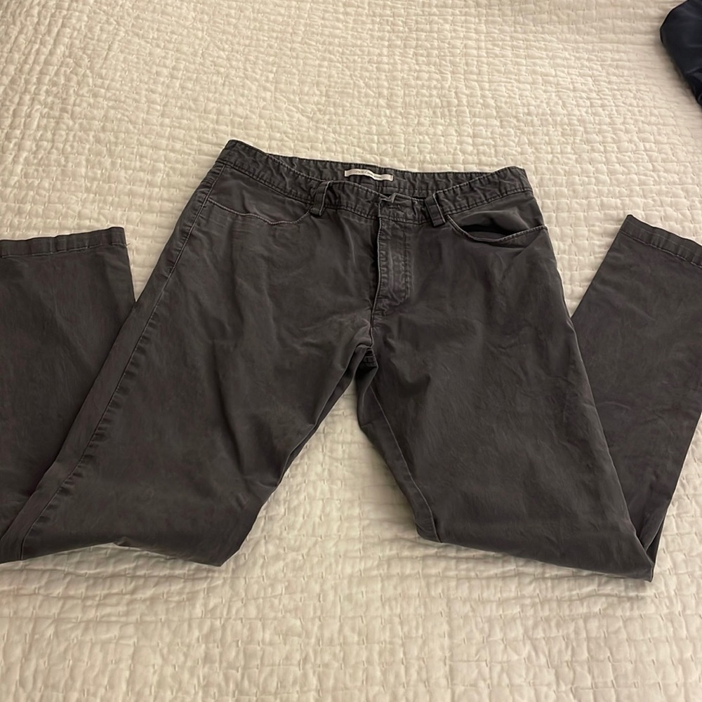Calvin Mens